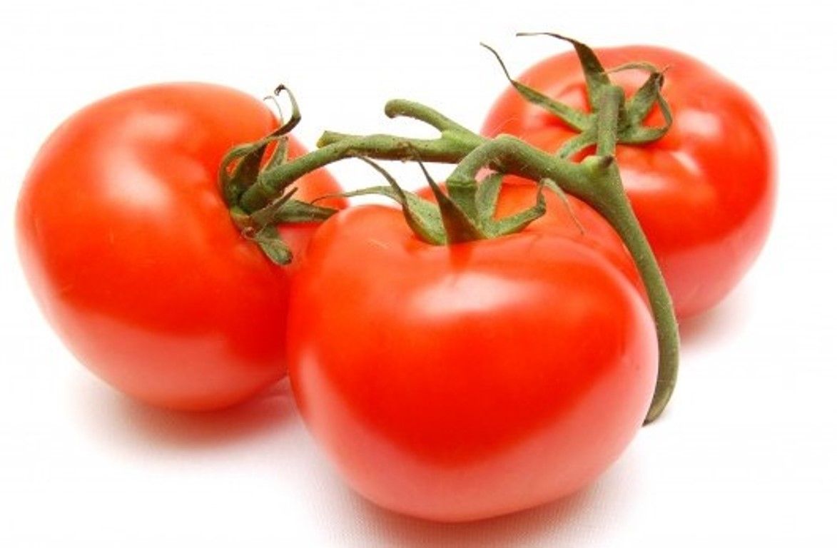 Bazenekien tomateen nutrizio-propietateak handitu egiten direla prestatzen direnean?